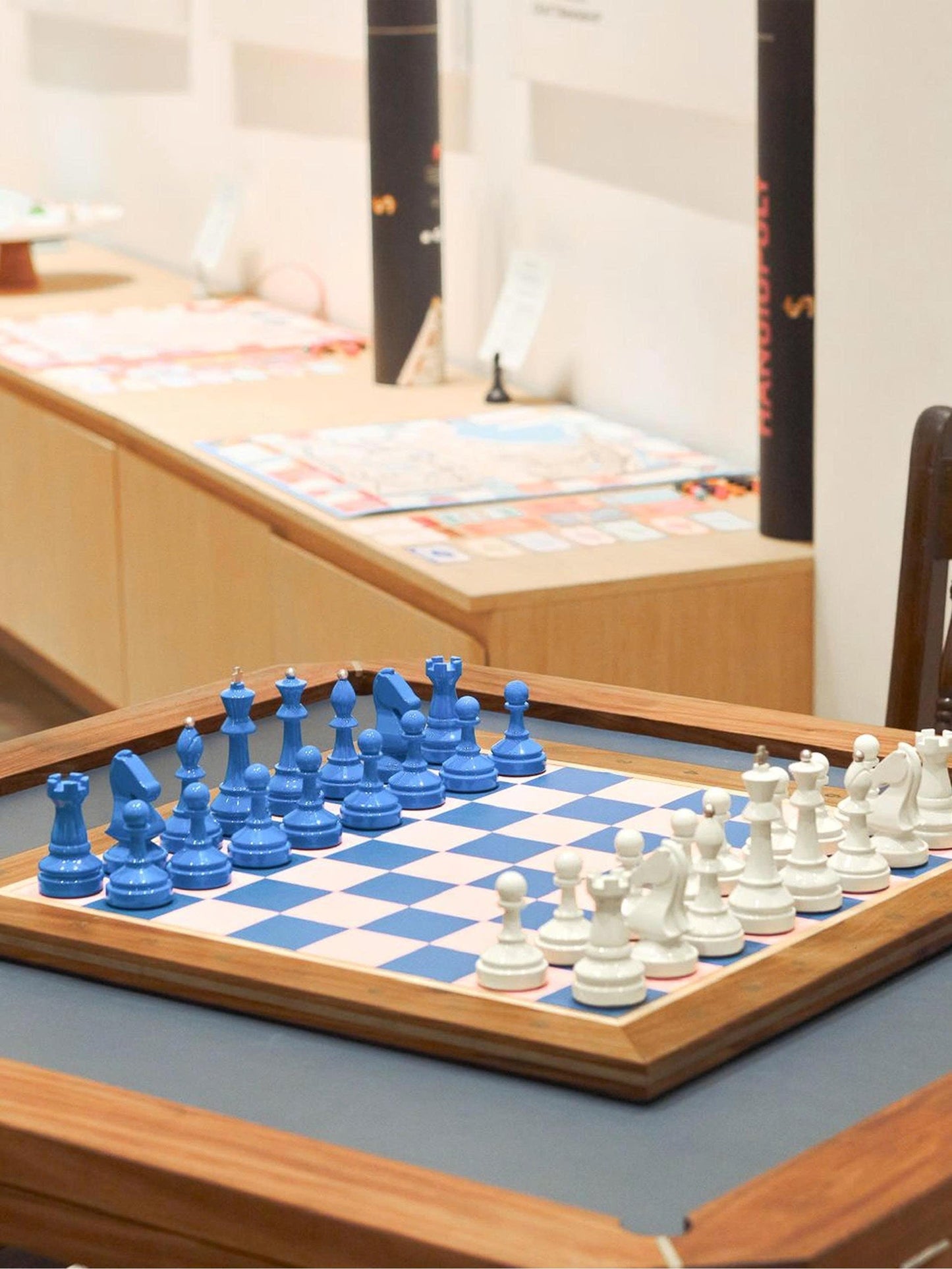 Bespoke Tournament Chess Set, Wooden Leather Lacquered Bold Chess Set, Resin Chess Pieces, Housewarming Gift, Luxury Gift for Him