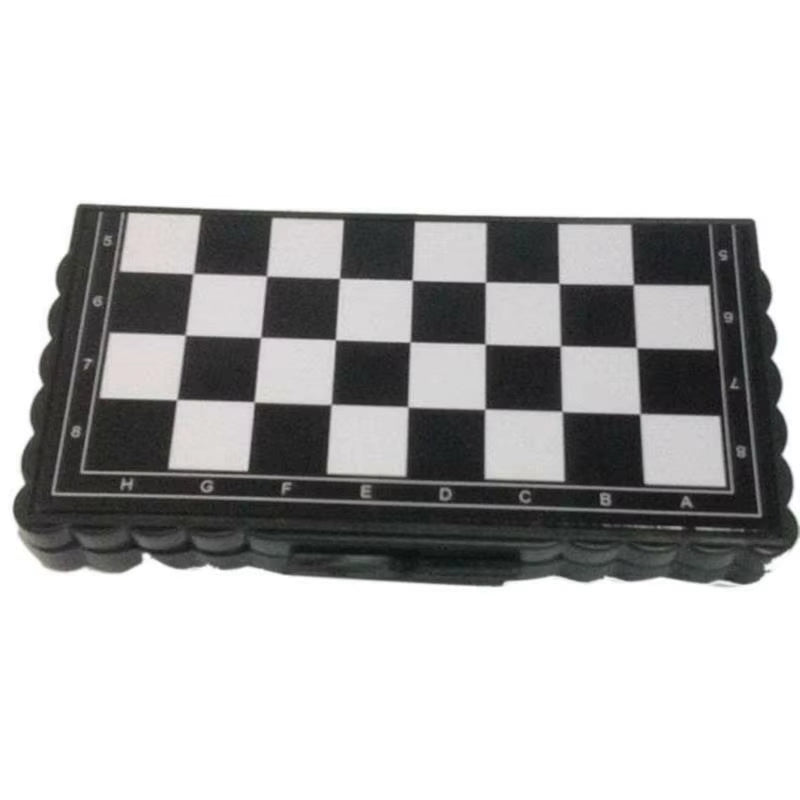1 Set Mini International Chess Folding Magnetic Plastic Chessboard Board Game Portable Kid Toy Portable Outdoor Chess Set