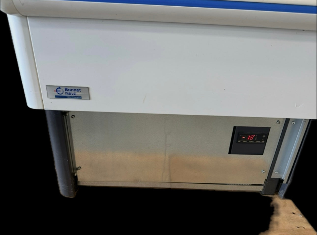 Vitrine Réfrigérée Murale Requin 🦈 – Performance Négative –20 °C